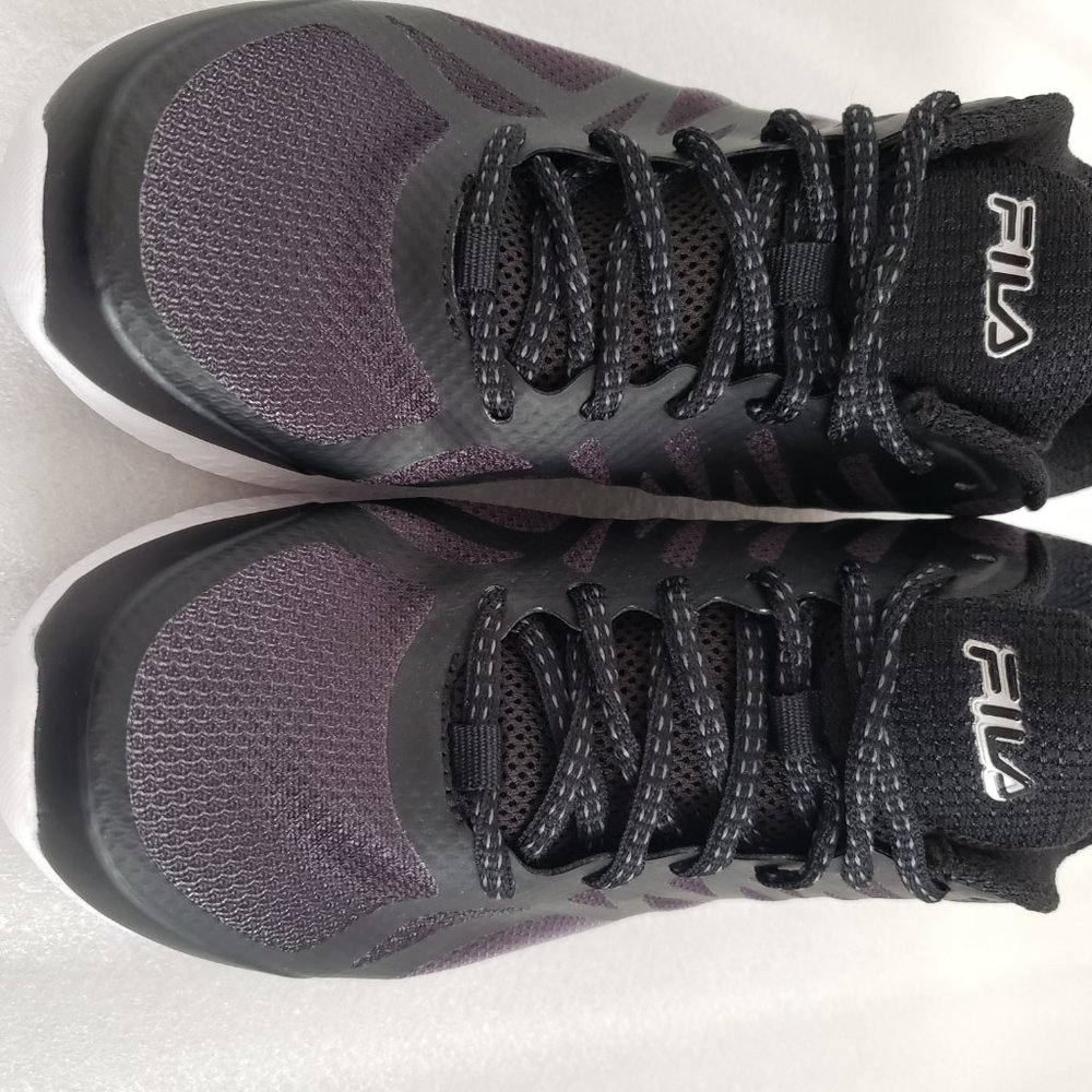 NWOT FILA Sneakers